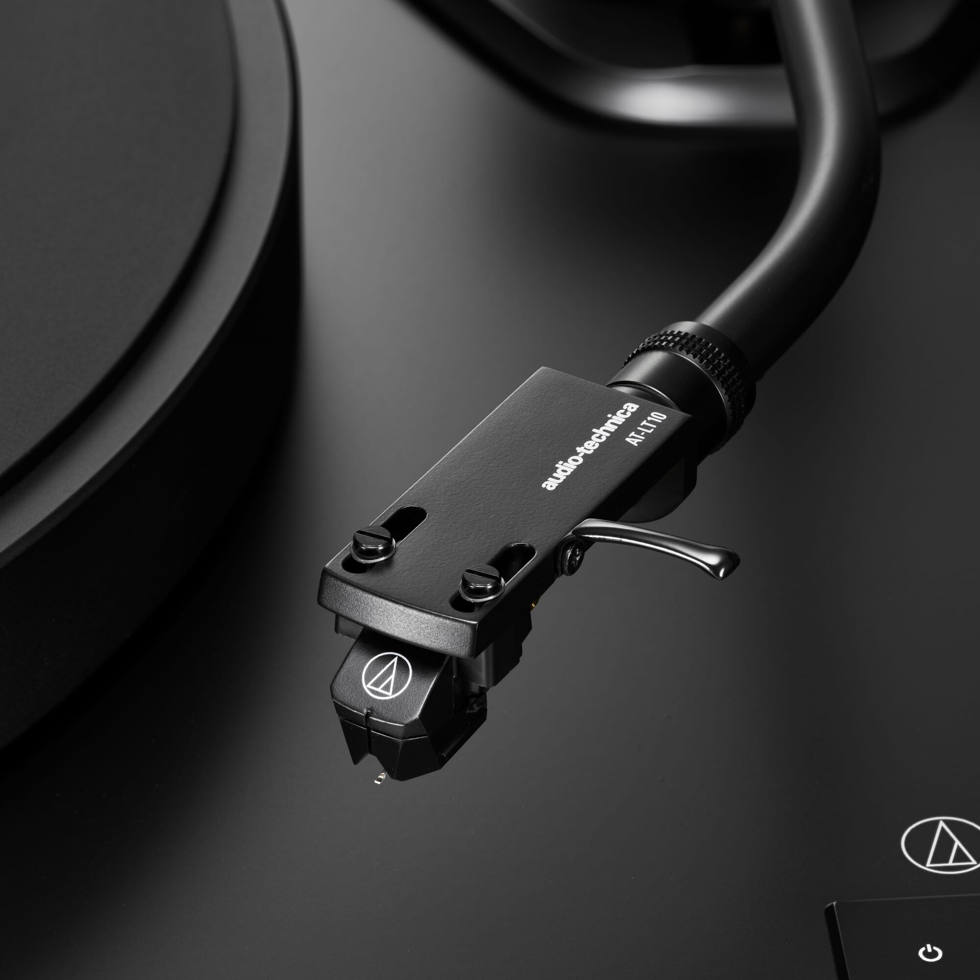 Audio Technica - AT-LP8X Semi-Automatic Direct Drive Turntable
