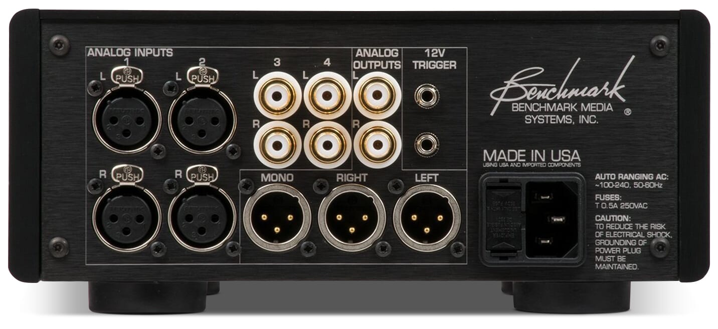 Benchmark - LA4 Line Preamplifier - Music Direct