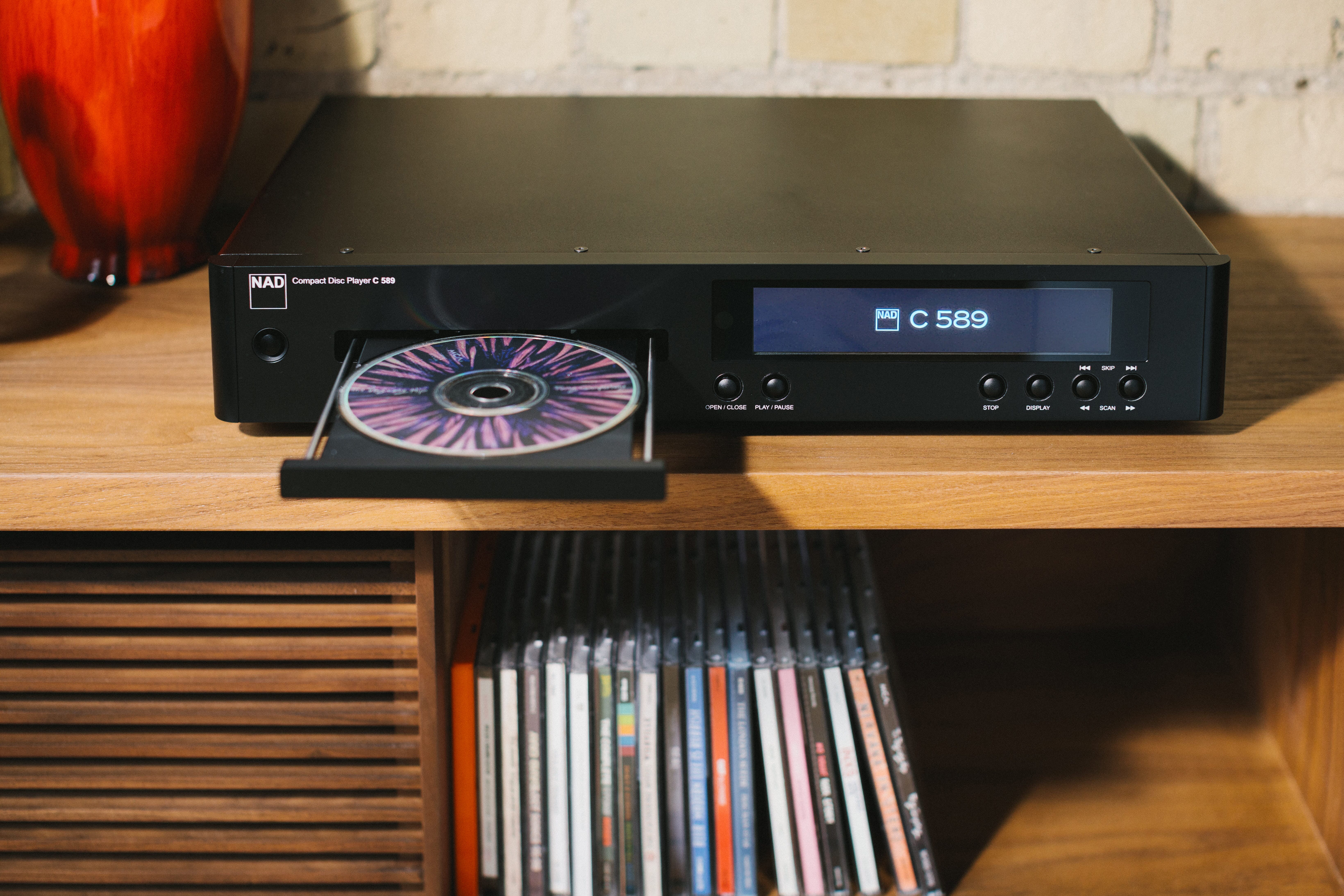 NAD - C 589 CD Player **OPEN BOX** - Music Direct
