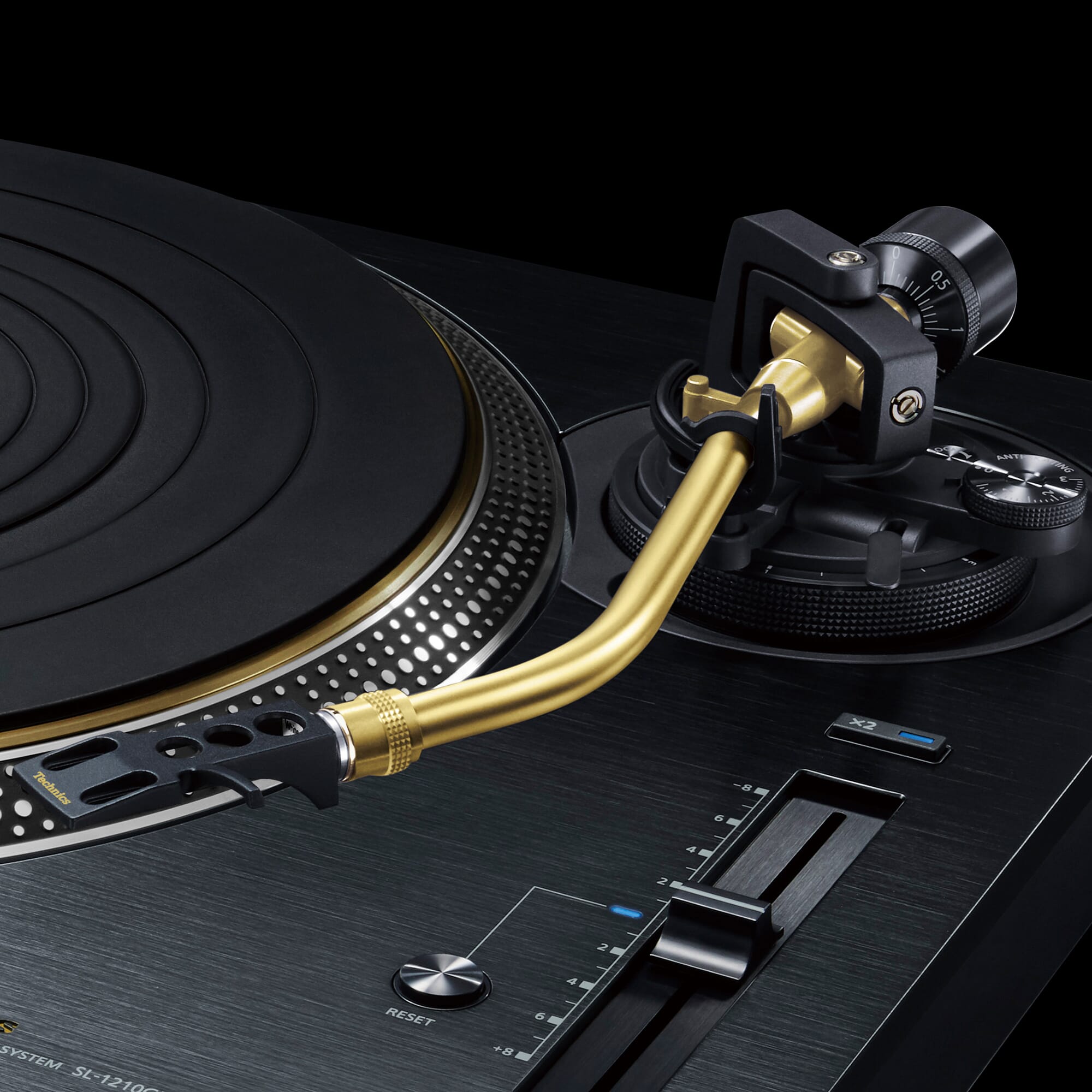 Technics - SL-1210GME Grand Master Edition Direct Drive Turntable