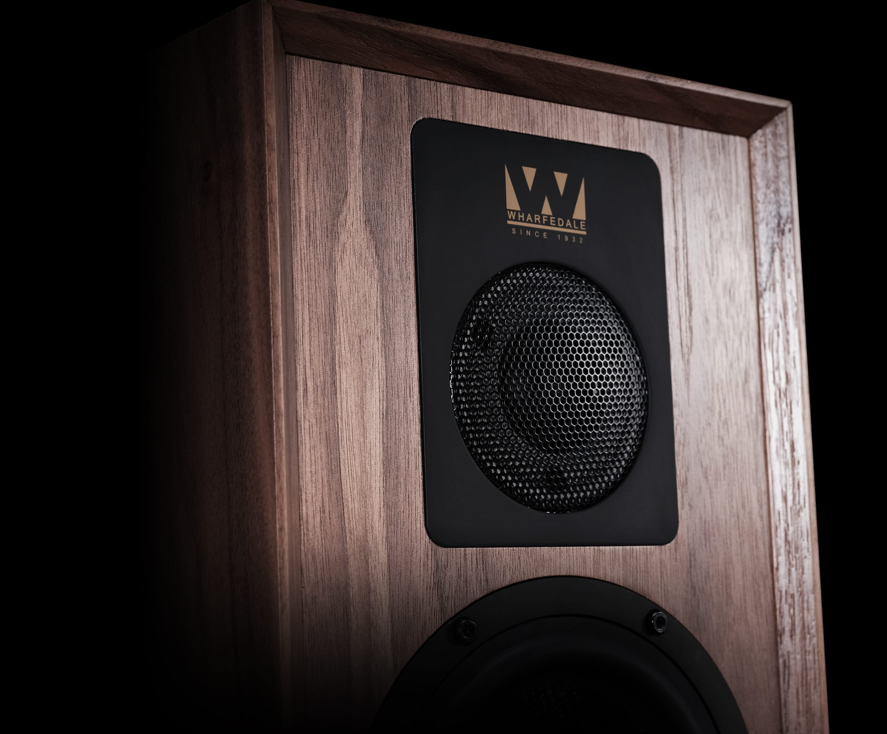 Wharfedale - Aston Bookshelf Loudspeakers with Stands (Pair